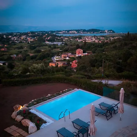 Capela Kastania Villa *